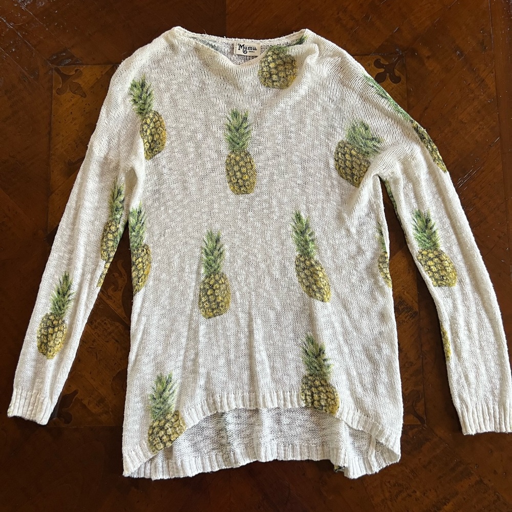 Show Me Your Mumu summer sweater. Size small.